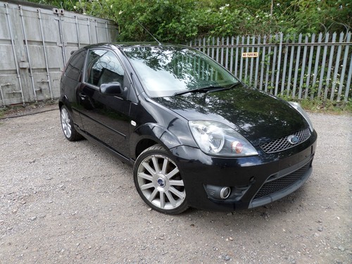 Ford fiesta 150 - ford, st