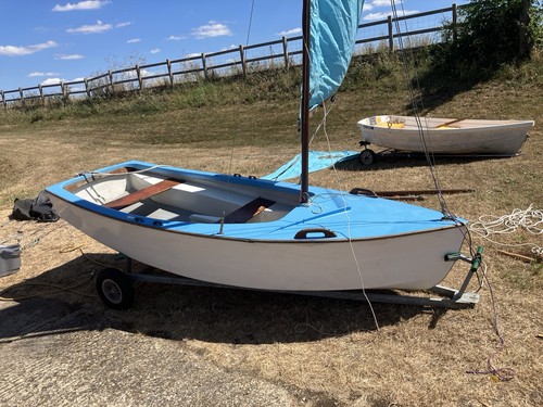 Heron sailing dinghy grp - dinghy,