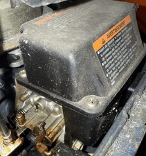 CARBURETOR & AIR BOX 6HP 8HP