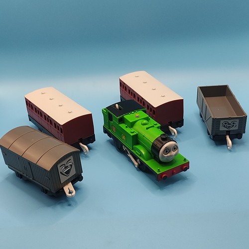Tomy oliver coaches - tomy, &