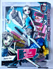Monster High designer