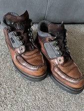 Vintage cat boots brown - cat,