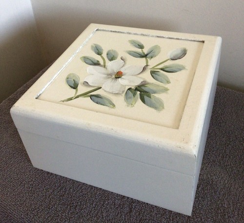 Shabby chic wooden framed - shabby,