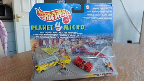 Hot wheels 18716 planet micro - 18716,