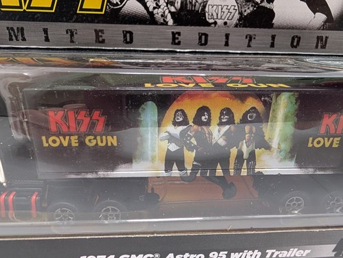 Autoworld xtraction kiss love - xtraction,
