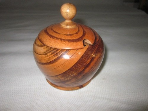 Wooden bowl small with - wooden,