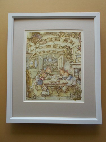 Brambly hedge print seaside - hedge,