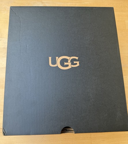 Ugg shoe box only - ugg, empty