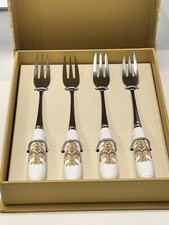 Lovely set of 4 LAURA ASHLEY