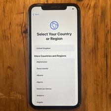 Apple iPhone 11 - 64GB - Grey (Unlocked). Cracked rear glass