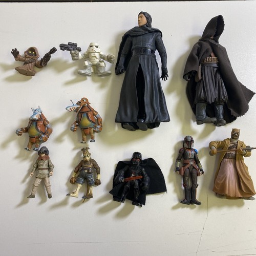 Star wars figures - 11,