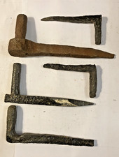 5 ANTIQUE WROUGHT IRON BLACKSMITH MADE GATE PIN HINGES (293)