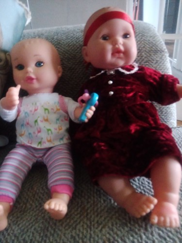 Baby dolls one ŵhich - one,