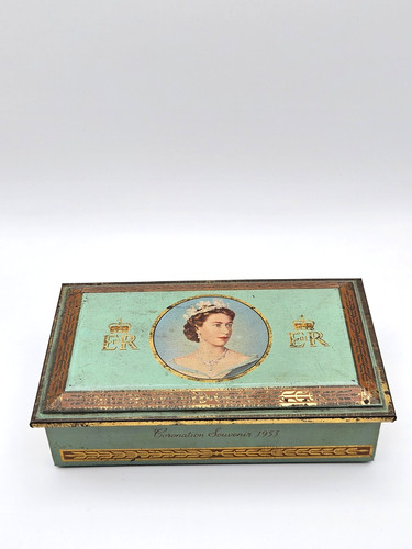 Vintage 1953 queen - vintage,