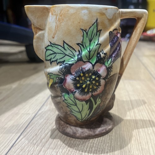 Vintage kensington ware flower