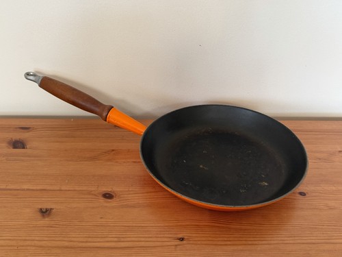 Creuset cast iron enamel - creuset,