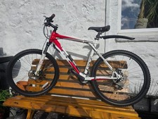 GT AVALANCHE 3.0 Mountain Bike, Never Ridden, Excellent Condition, White
