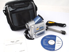 DV7000 Digital Video Camera