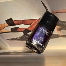 Chanel Le Vernis 483 Vendetta Nail Polish / Varnish Boxed