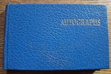 Autograph Book - CRICKET 1977 Ashes, 1977 WIMBLEDON Tennis - 23 AUTOGRAPHS