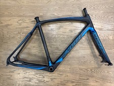 Pivot Vault Large Black Blue