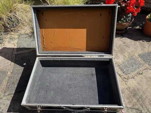 Flight case used - case,