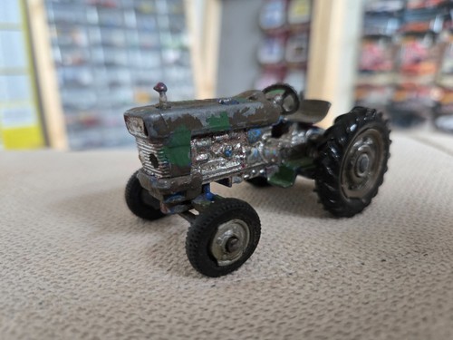 Corgi toys ford 5000 - toys,