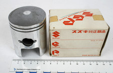 Genuine Suzuki T250 & GT250K-L piston (12110-18402-050) #2