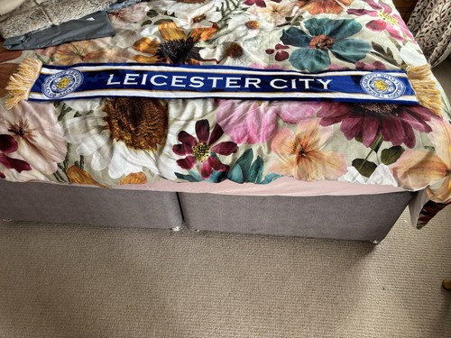 Leicester city football scarf - leicester,