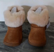 Ugg Boots For Babies  6 To 12 Months Old Boxed And New