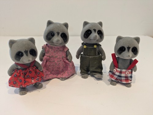 Sylvanian families tomy - families,