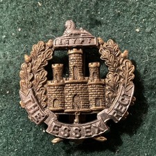Essex Regiment  Cap Badge. Gilded.  Ae56