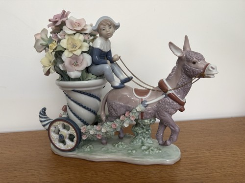 Lladro fantasia porecelain - lladro,