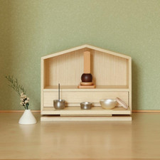 BUTSUDAN Shrine Buddhist