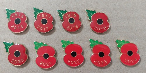 Red poppy badges - symbol, of