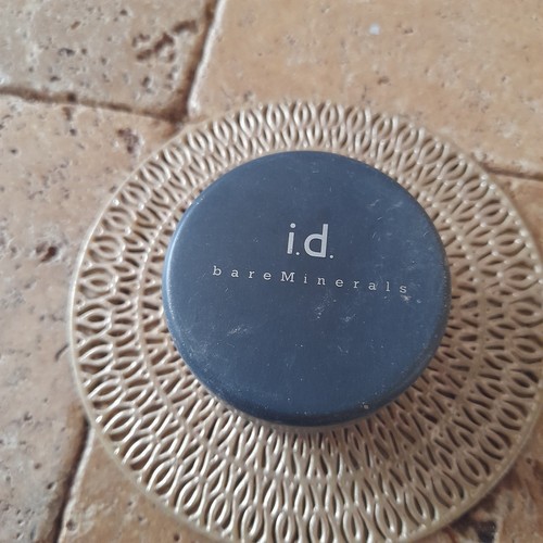 Minerals bare - i.d.,