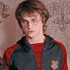 Iconic  Memorabilia Harry