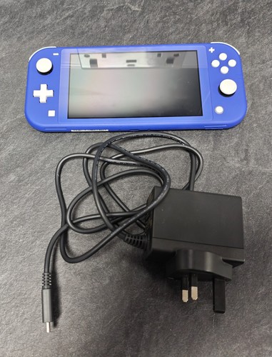 Nintendo switch lite - nintendo,