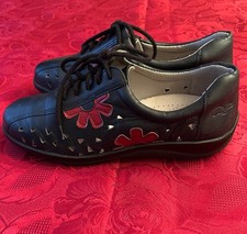 Fly Flot Vera Pelle navy blue ladies shoes in excellent condition