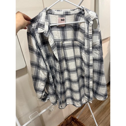 Black white plaid flannel - so,