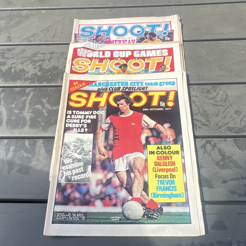 Shoot football magazines - shoot!,