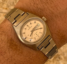 Vintage Longines Presence