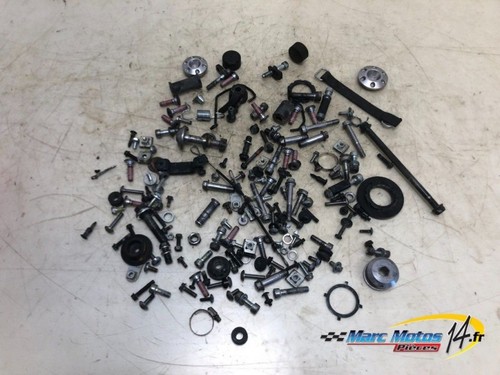 Kawasaki er6 2011 screws - n,