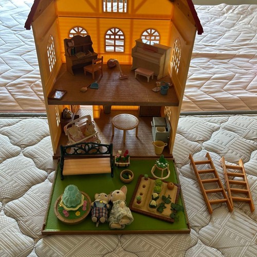 Sylvanian families story - sylvanian, 3-story