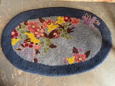 Vintage Rug Readicut Wool Oval Floral Rug.