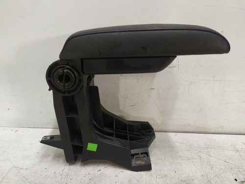 51168213678 center seat