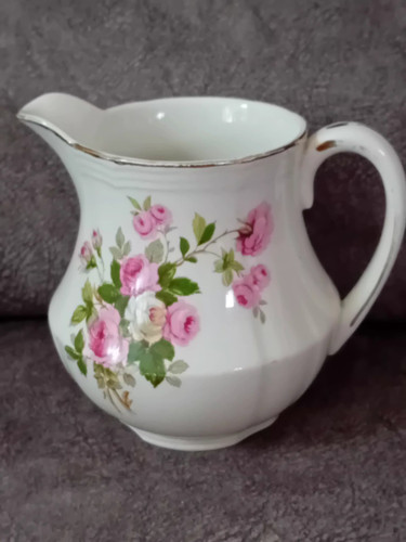Pretty vintage alfred meakin - pretty,