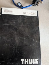 THULE FITTING KIT 4024 FORD FOCUS 5 Dr Estate 10 + MONDEO 5 Dr Estate 12-14