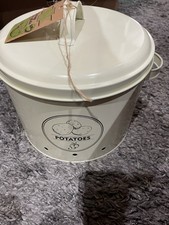 Cream Potato Storage Round Tin
