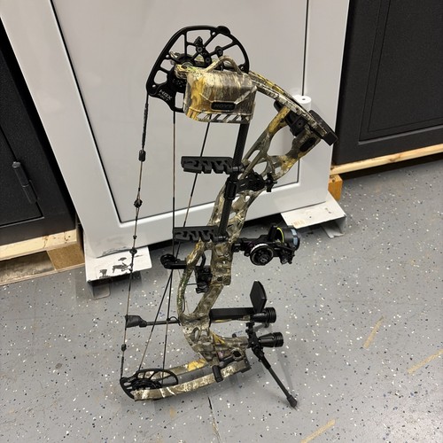 Hoyt alpha camo compound - camo,
